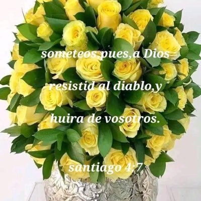 yo conozco un Dios que se mueve en medio de los tiempos.y en medio de los tiempos se ase Sentir