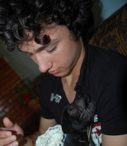 Me chamo Lucas,odeio restart , replace  e algo do tipo...colorado e louco pelo sorriso da @2Olamber
