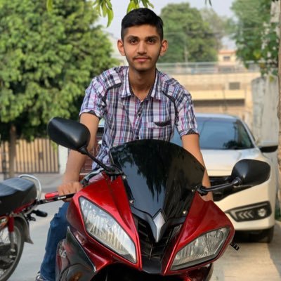 No-code developer and professional Freelance Graphic designer