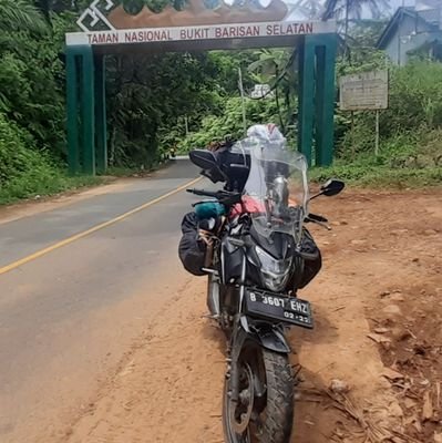 yessy_narahma's profile picture. Konten kreator
yt chanel : wito sarlaw