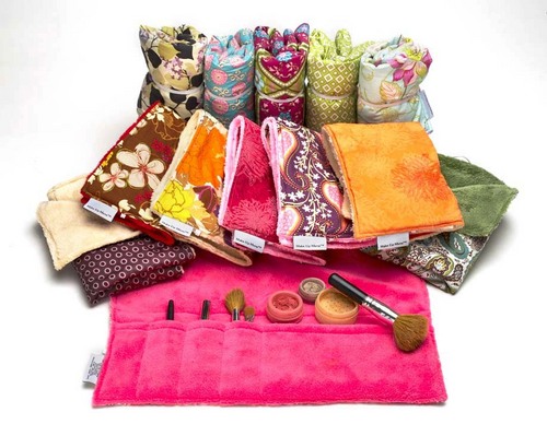 The Make-Up-Matte™ is a cosmetic workspace and chic, portable carryall. Ideal for travel. Great gift. Made in the USA.