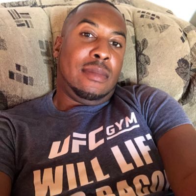 MrMilesTinashe's profile picture. Straight forward guy who is funny and loving..a bit quiet but don't push me..never gives up so easily..l love to be me always..l do not regret what l do or say