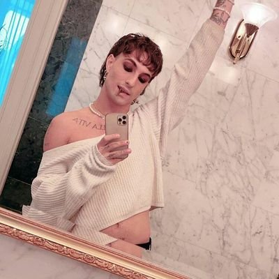 yykaaar's profile picture. Other twiter acc: @theremaneskin || sc:~jelenyyhere | ig:@theremaneskin🖤