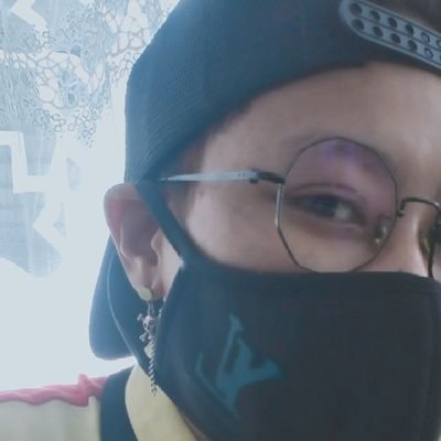 abiebay16's profile picture. i have nothing..to lose..^