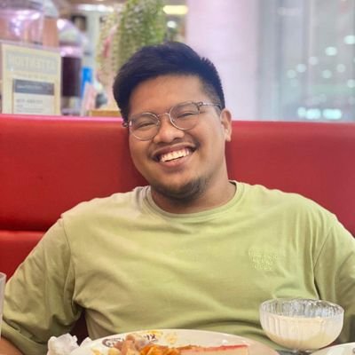 Guitar Player🎸Sakristan😇Dancer🌟Frustrated Singer🎤 Iskolar ng Bayan🎓👔👖👞...Mt. Bike enthusiast.