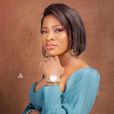 divascoin's profile picture. UI/UX Designer | Environmentalist | Perfumer🤍🤍