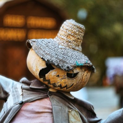 eng_f9Fahad's profile picture. قَانُونُ مٌلزم | إِذَا تَعَالَى عَلَيْكَ الشِّي أَهِنْهُ بِالتَّخَلِّي |