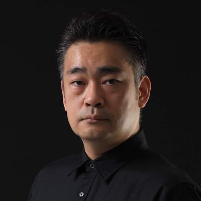 普段はしがないサラリーマン。たまに関西の小劇団(EBiSU倶楽部)で舞台の脚本、演出、出演する人。
ちょこっと文章書き始めました。
カクヨム
https://t.co/LWiG3j9RD3…
小説家になろう
https://t.co/uB58htfZj4