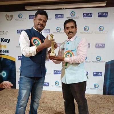 MNangaru's profile picture. Secretary from Vishwabharati school