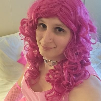 33yo Trans. gamer, Cosplayer. formerly known as Donnyku, and frequenter of MoogleCavern, SFGHQ, SRB2, https://t.co/UPoCC1wqp9 among others