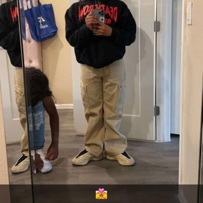 ddkozartt's profile picture. mrs. unimpressed