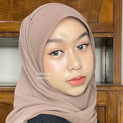 ♡ beauty enthusiast ੈ✩‧₊˚ instagram: @emulsyen