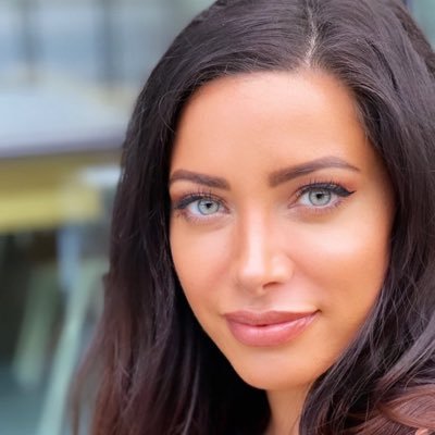 drnoresalman's profile picture. Life & Business Coach. Yogi. Vegan Foodie ❤️