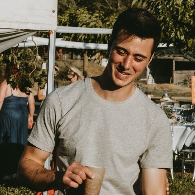 AxelPaillaud's profile picture. Tout ce qui tourne autours de l'informatique 🖥️: Programmation, linux, hardware, Arduino/raspberry ... Développeur en freelance PHP/JavaScript (Laravel/Vue.js)