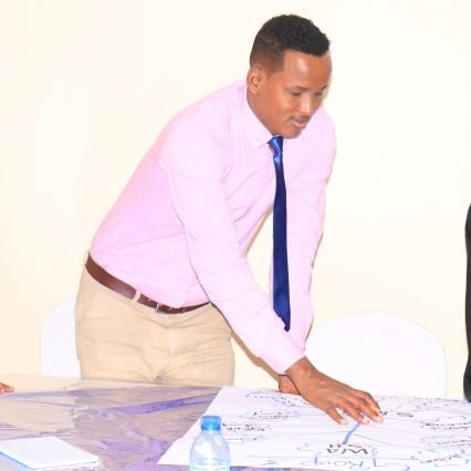 MohamedDeebyare's profile picture. with master degree in international relations .Having knowledge of foreign policy analysts. expert peace and reconciliation in fragile states Africa 🌍