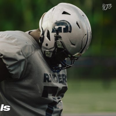 Shelton Green | Guard | #JucoProduct | 6’4 325 pounds