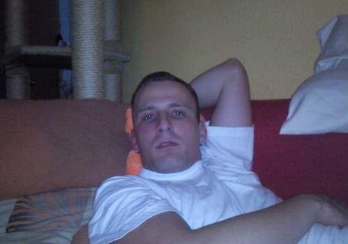 DuploDuplo2908's profile picture. 