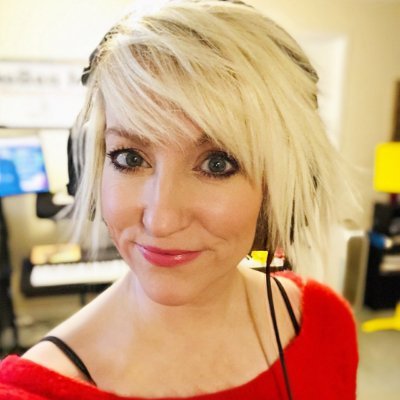 SharonaClarke's profile picture. 🎹🎤💃