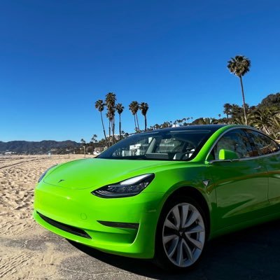 Tesla Model 3 SR+🚙Tech Aficionado 👨🏻‍💻 @itsreallytanner ⏩⏩