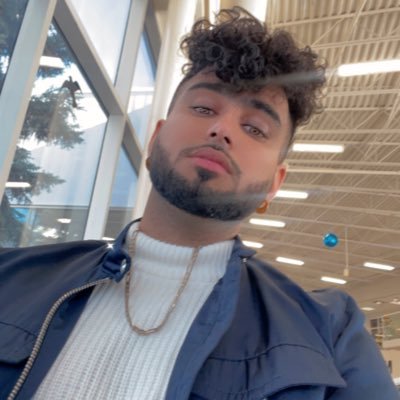 chahxll's profile picture. optimistic  RESPECT WOMEN