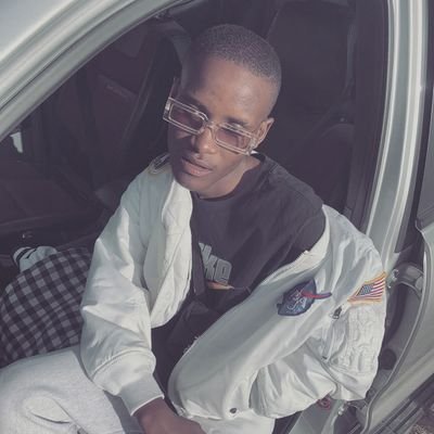‼️ Artist ‼️
Open For Bookings
W/A:067 204 4599
IG: YvngFlow
email:terrencethato818@gmail.com