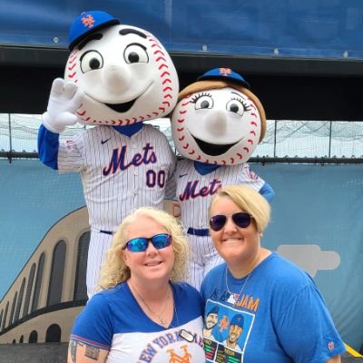 Mom to 3 amazing kids, school counselor and die hard New York Mets fan