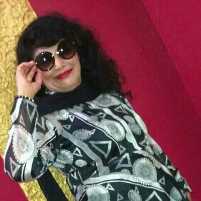 Shayri mera junoon..
Har lamha ye udasi achchi nahi lagti
Yadon ke parindo ko udaa kyo nahi dete..GUL..