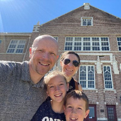 Principal Hood River Middle School, Husband, Father of Two, Avid Cyclist, #kindnessmatters