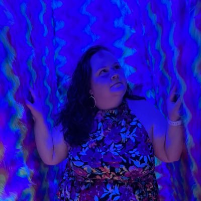 just a girl in the world https://t.co/WFN0NtmOHA