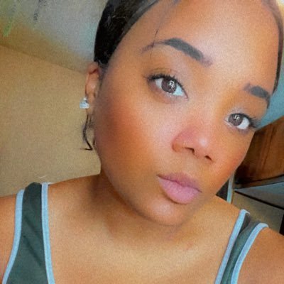 91Mia's profile picture. The Opposite of Love is not hate; its Fear ♥️ . WSU-BSW Alumni🐺🎓OU-MSW Alumni💚🎓