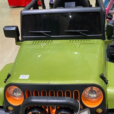 Tom73528873's profile picture. แตกไว