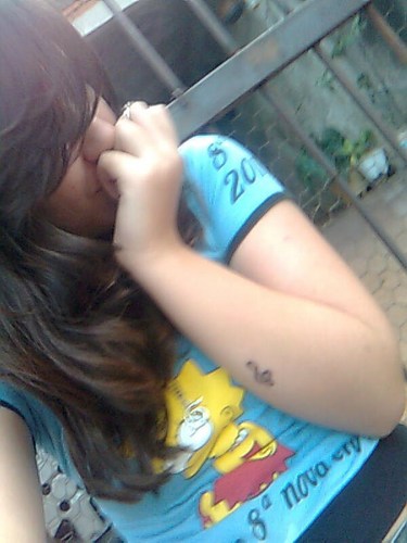 *Timida.Rockeirinha. Virginiana.14 anos . AMOO  THE STROKES .// Amor :. Desilusão . FATO ;/*