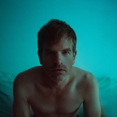 From Paris to The Hague my debut single is out now. Love, listen and share it!❤️
https://t.co/28arNwargt