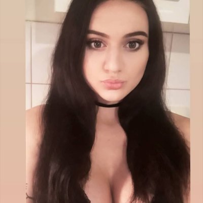 Corpus Christi🏛21yo. I need boyfriend😀😀I offer hot dating. Find me at my profile: