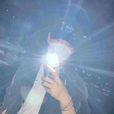 th(ia)さんのプロフィール画像