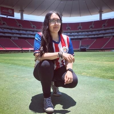 CHIVAS ❤🐐💙 FCBarcelona ⚽ .............
🎶🎸 🐧 🍻 *no DM pls*