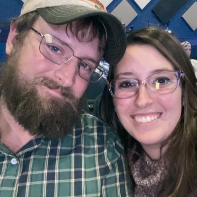 maggie_hesters's profile picture. 🌻Wife~Mother💕Peacefully•Simply•Together✝️ I♥️SOIL🌾