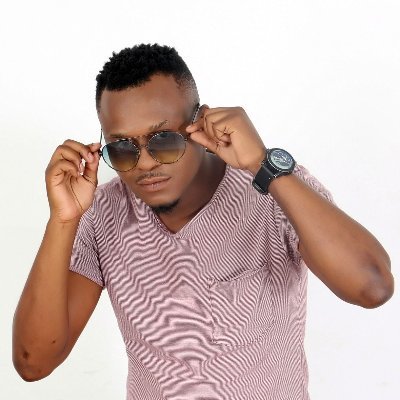 bookings:
📨djmusiqmo@gmail.com
📞+27710720132 WhatsApp
https://t.co/pl1GW6zupf