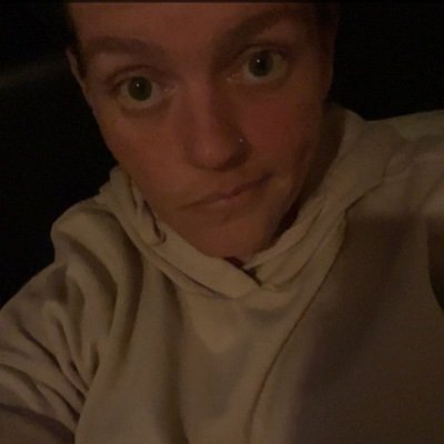 weekrisie's profile picture. 🎼I hope you’re up there with god saying that’s my kid 🎼