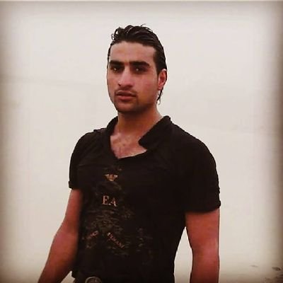 Ebrahim04068982's profile picture. تقدیر مان را خودمان می‌سازیم نه شانس ما.با کارهایی که انجام می‌دهیم