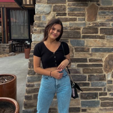 allysemouton's profile picture. “uh-lease”