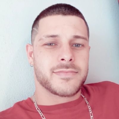 Julgar sem conhecer é ter inveja sem admitir. ✌