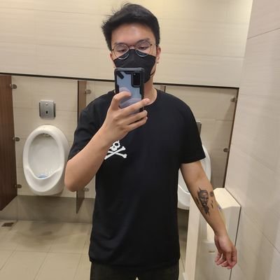 pixonium's profile picture. fuck around and find out 🥶🥶