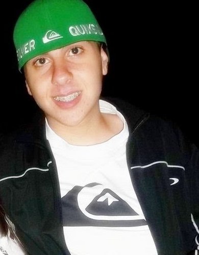 crime , sexo , amor , ilusão ♫♪ 

Mancha alvi Verde ♥ , pai e mãe te amo ♥