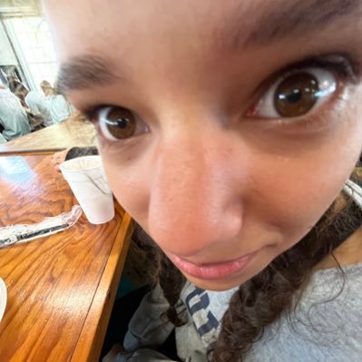 lilnuggie0619's profile picture. yolo