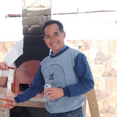 miiiquiti's profile picture. Detesto la mediocridad y las cosas mal hechas, anticomunista, siempre por la derecha, amante de la música de los 80, seguidor de Jesucristo, mi Señor y Salvador