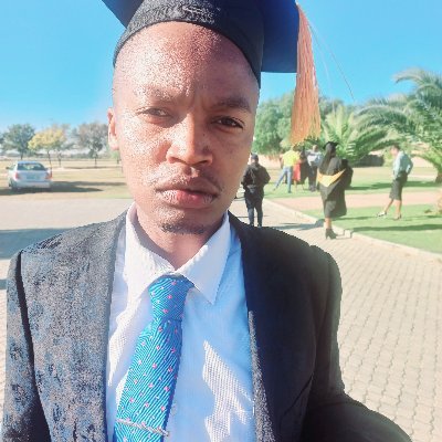 Cause Everything About Us Is Godly My Boy  👨‍🎓🧑‍🏫👨‍💻

Qualified Unemployed Teacher 
Into Trading 
Read Daily 📚