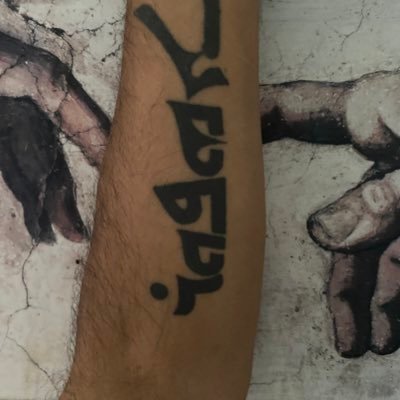 Shahpou93737611's profile picture. هیچ