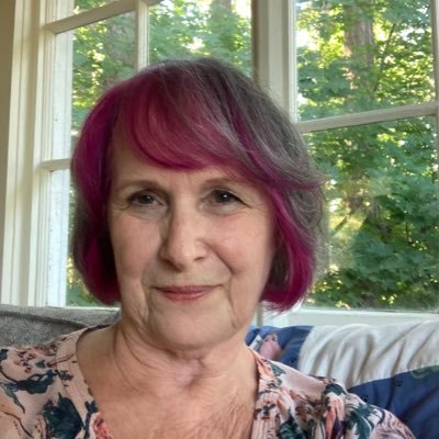 Love to laugh!Saw the Beatles twice!Loyal mother,wife,friend.Retired Pediatric Nurse newly obsessed with activism!Books,trees,dogs.Giants⚾️💙🌊🚫DM’s