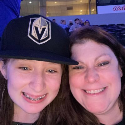 Single Mom of a 16 year old daughter. Assistant  Property Manager. Big spirts fan especially hockey. Vegas Golden Knights are the best!